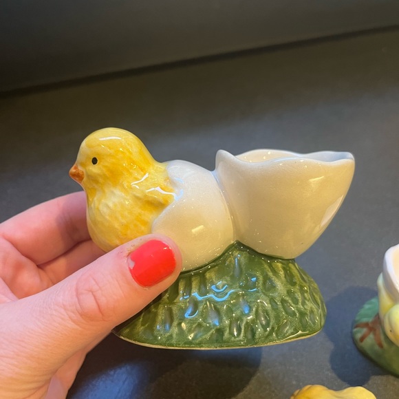 Vintage Easter Chicks, Shakers and Egg Cups - Picture 8 of 16